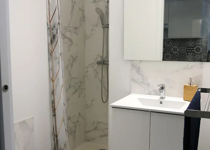 アパート Cosy Front De A 5min De